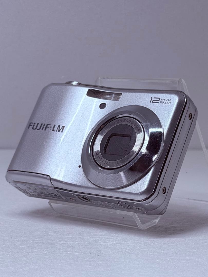 富士フイルム FinePix AV100