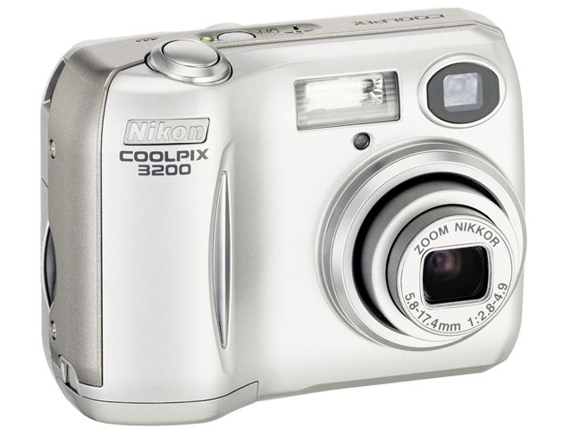 ニコン COOLPIX 3200