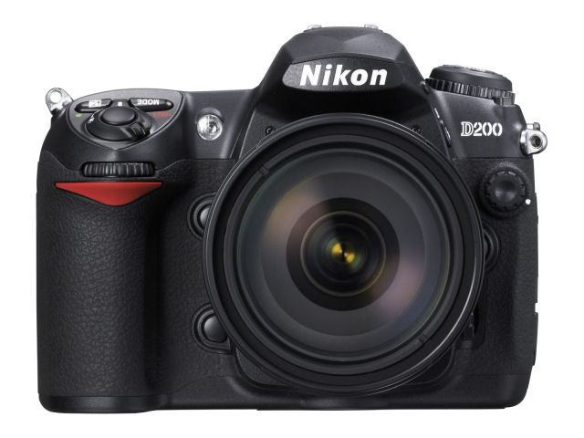 ニコン D200