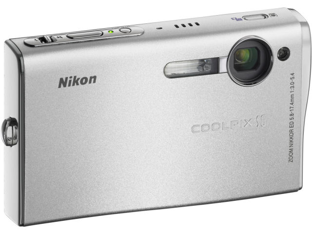 ニコン COOLPIX S6