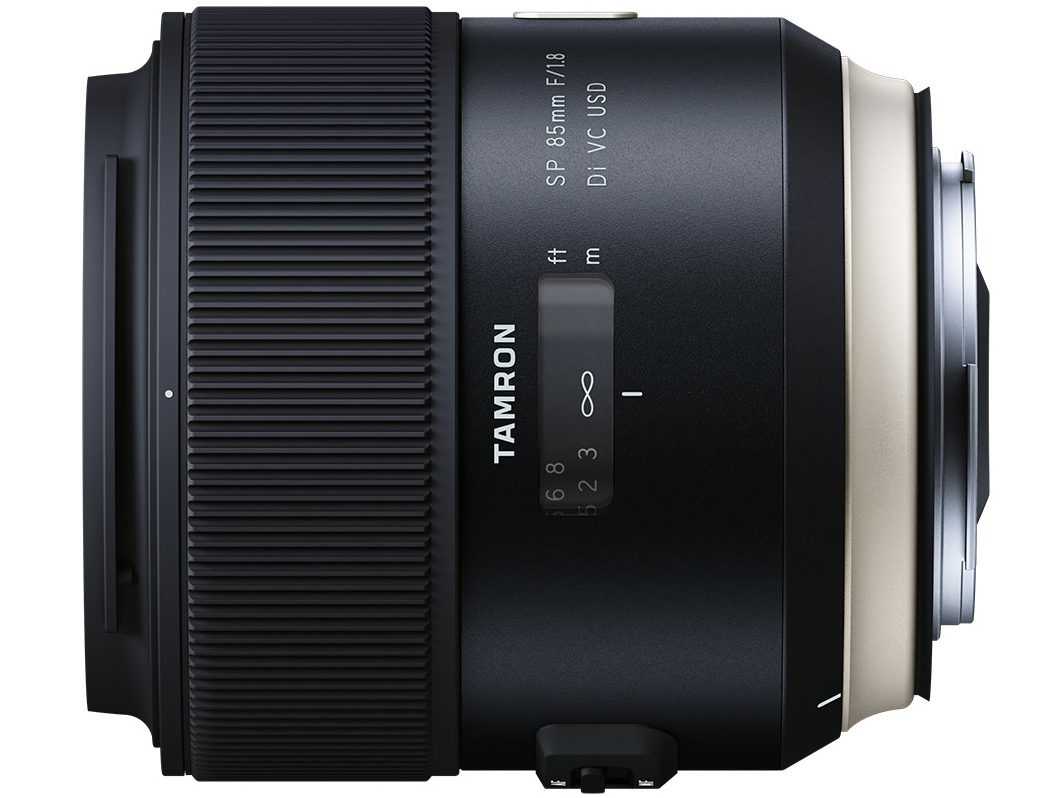 タムロン SP 85mm F/1.8 Di VC USD